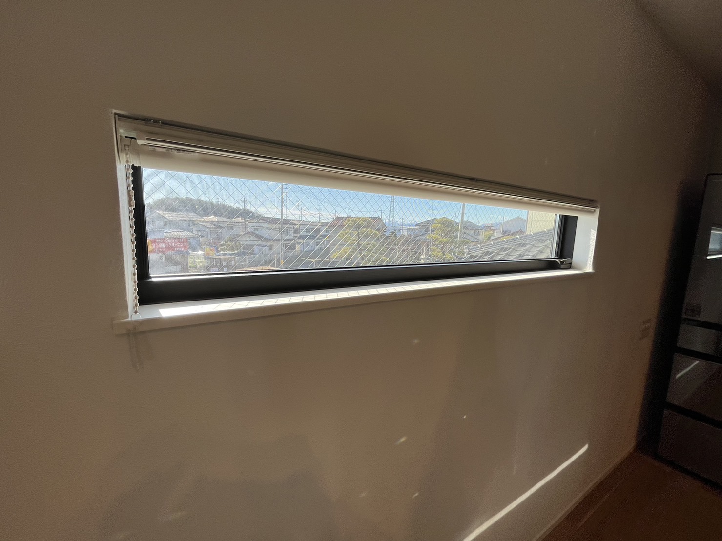 サーモスL 高所用横すべり出し窓 電動ユニット Low-E複層ガラスアルミスペーサー仕様 16505 W：1,690mm × H：570mmLIXIL リクシル TOSTEM トステム : Clair - 通販 - Yahoo!ショッピング