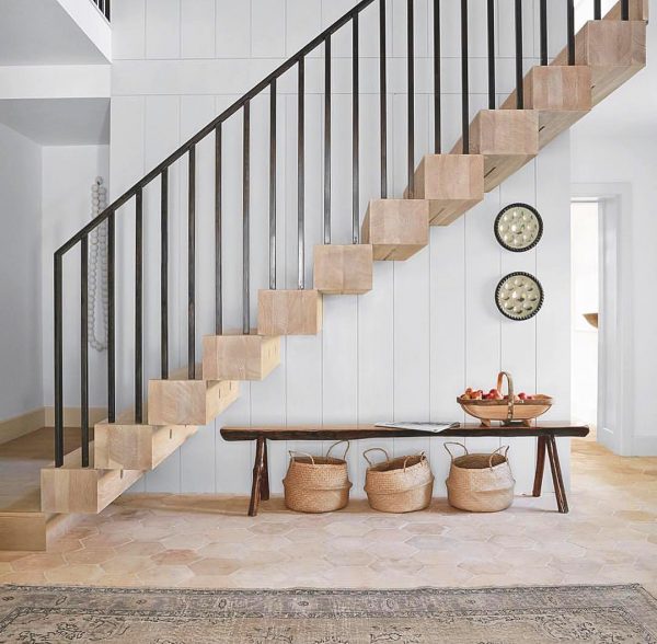 ストリップ階段特集WEBマガジン デザイン工務店