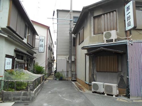 今市会館と滝井新地探訪 - MANAZOUの近代建築・看板建築・レトロ探訪