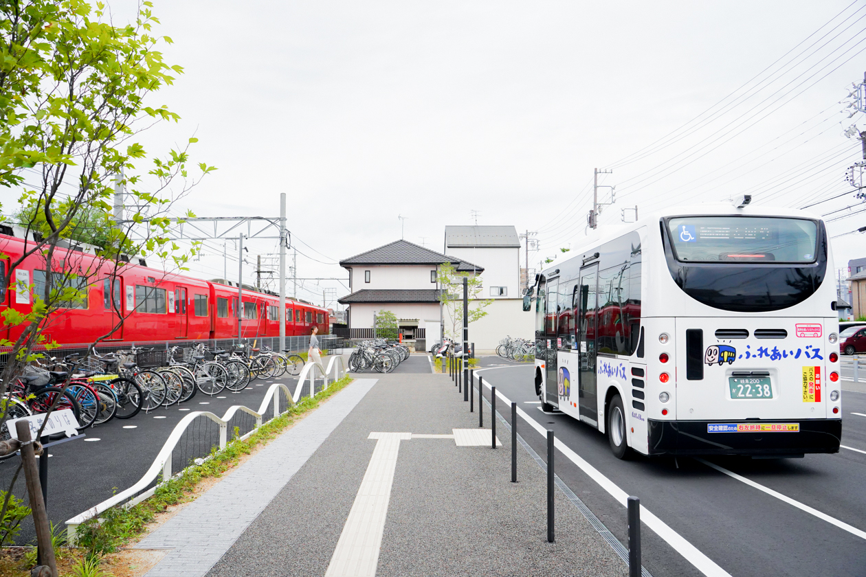 Amazon.co.jp: 限定切符記念切符シン 名鉄電車 新那加駅 :