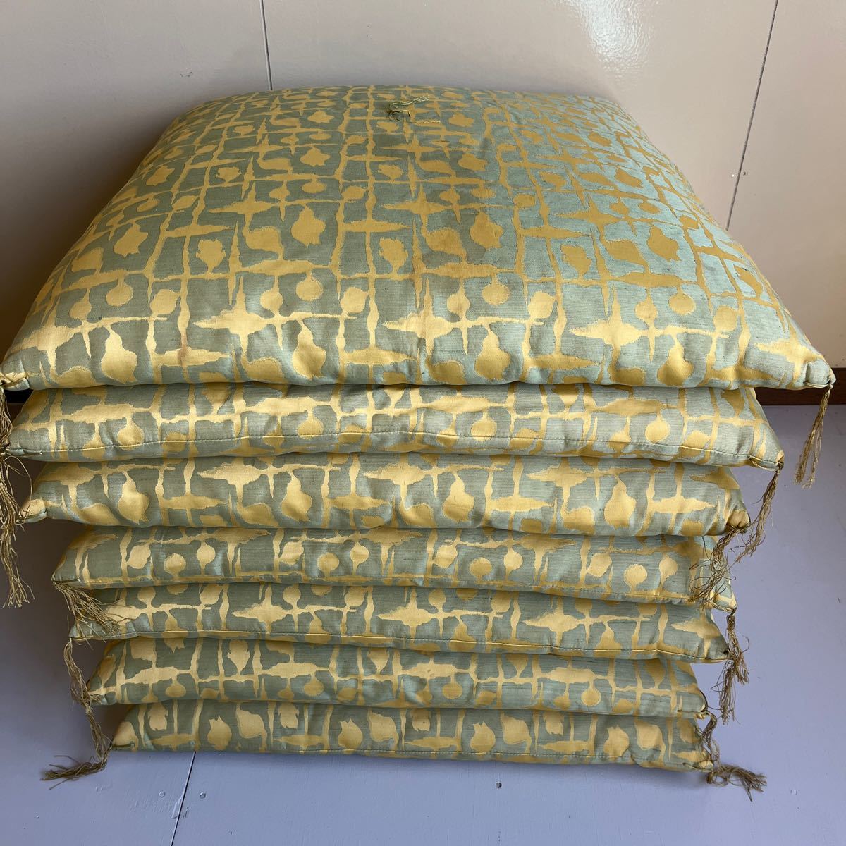 和モダン円形座布団 座布団クッション専門通販 CushionityKUZQIM座布団 丸型 座布団 瞑想