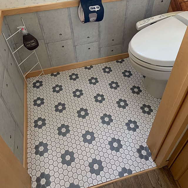 トイレ床模様替えシートアイメディア株式会社