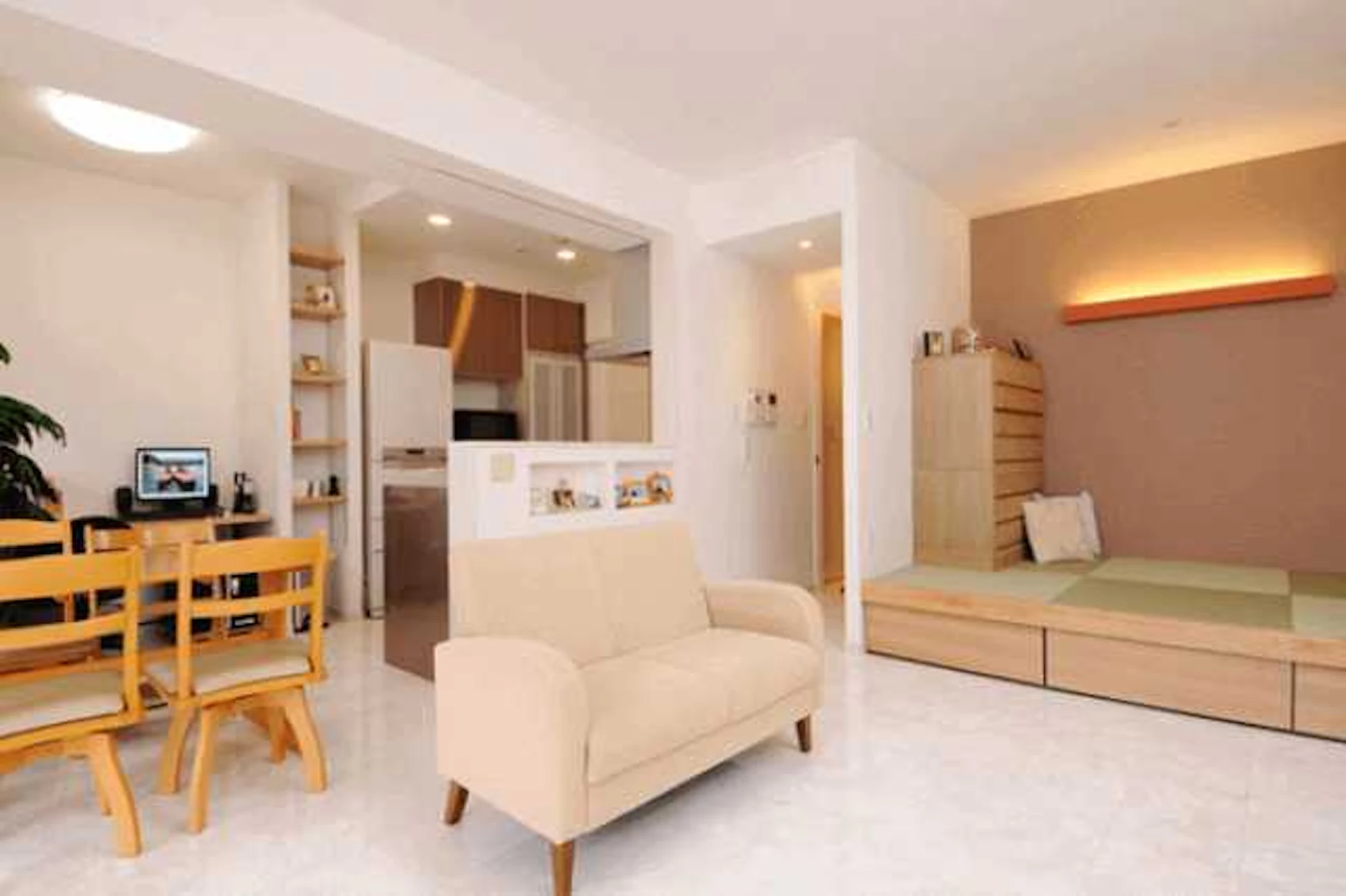 洋室の雰囲気を邪魔しないお洒落な和室を提案サニーガーデン春日野東宝ホーム 広島