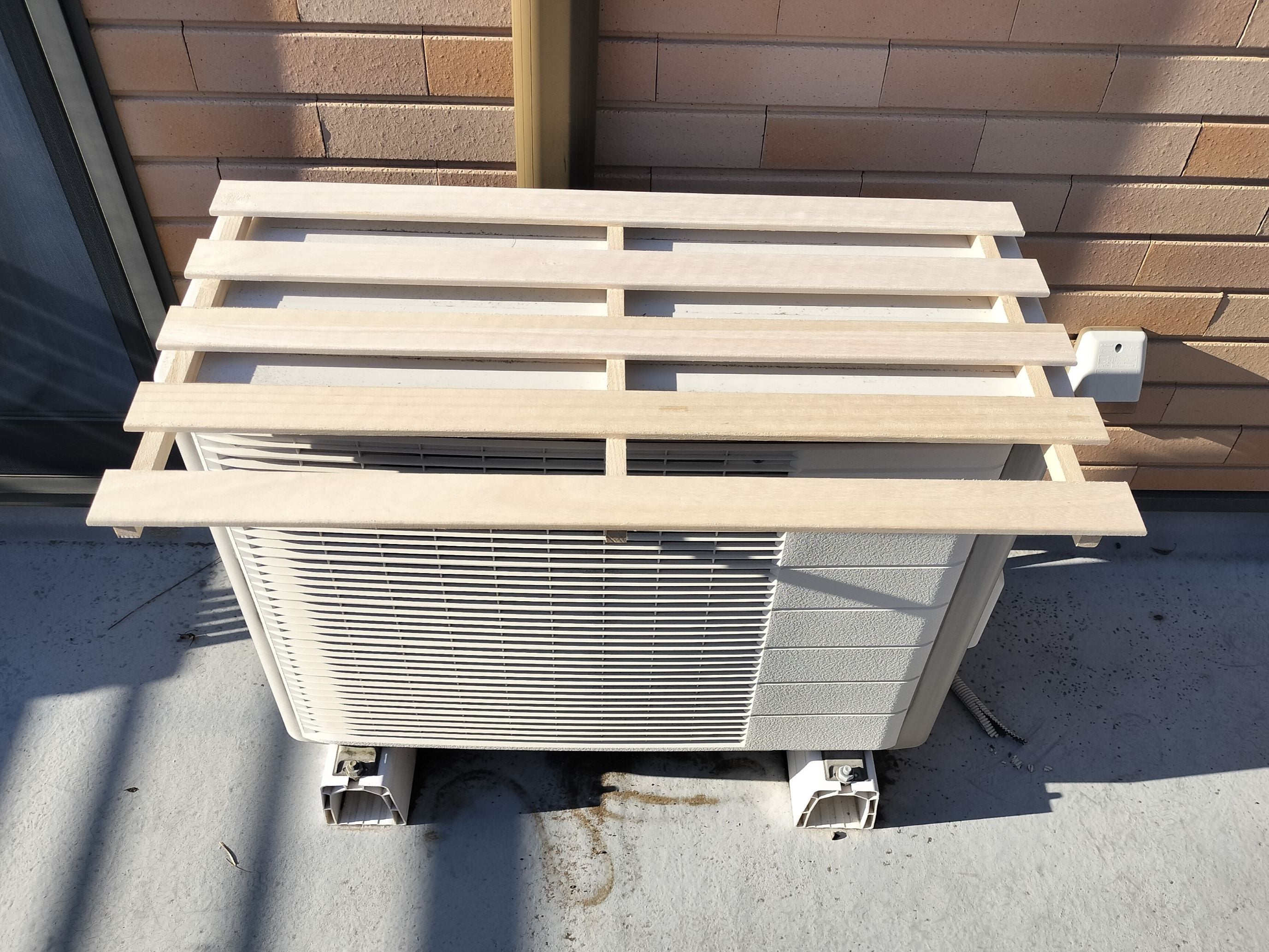 すのこで室外機カバーを作ってみました♪ばんびの日常