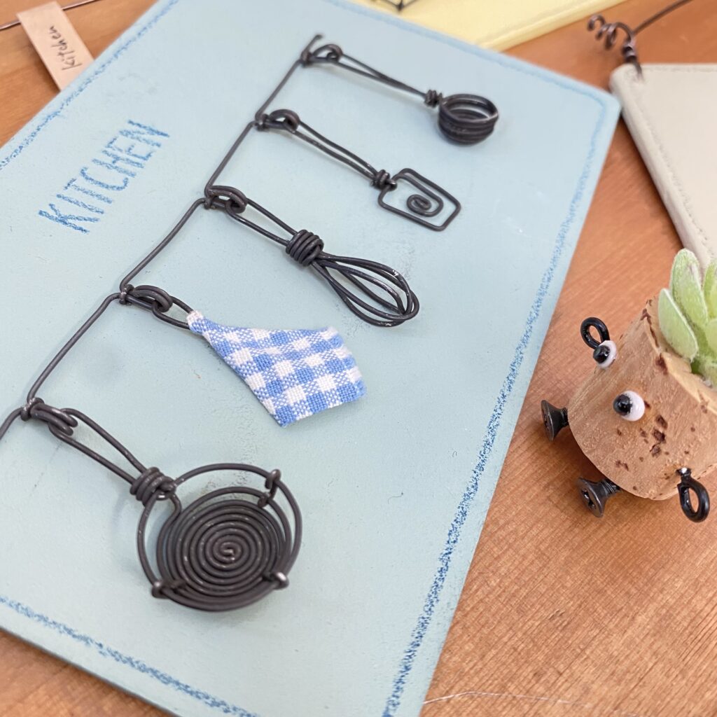 繊細なワイヤークラフトのインテリアの置き物入荷しましたよ〜 – 手作り雑貨のセレクトショップ明石Kaen