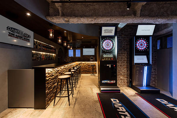 英国風ダーツ＆ビリヤードカフェ建築家と創る輸入住宅「ロビンスジャパン」