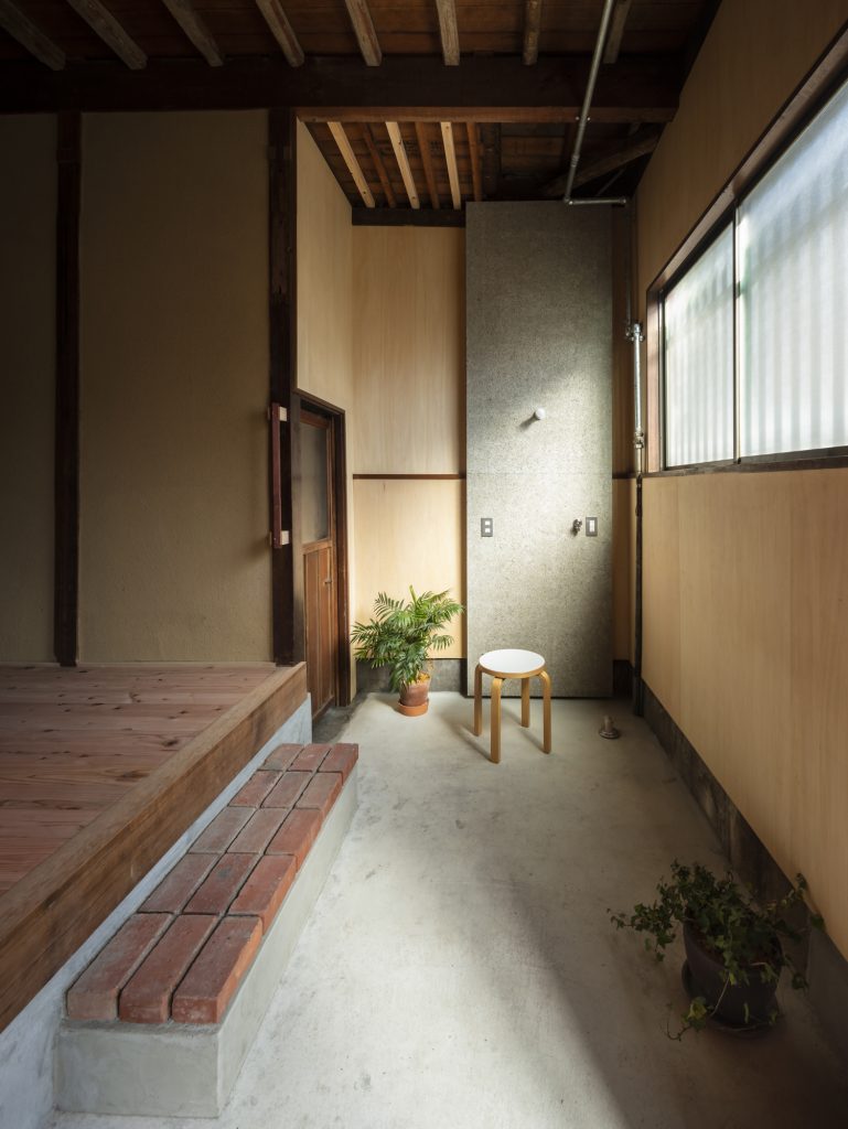 平屋と長屋の違いって？平屋の魅力を深堀オムニバスライフ