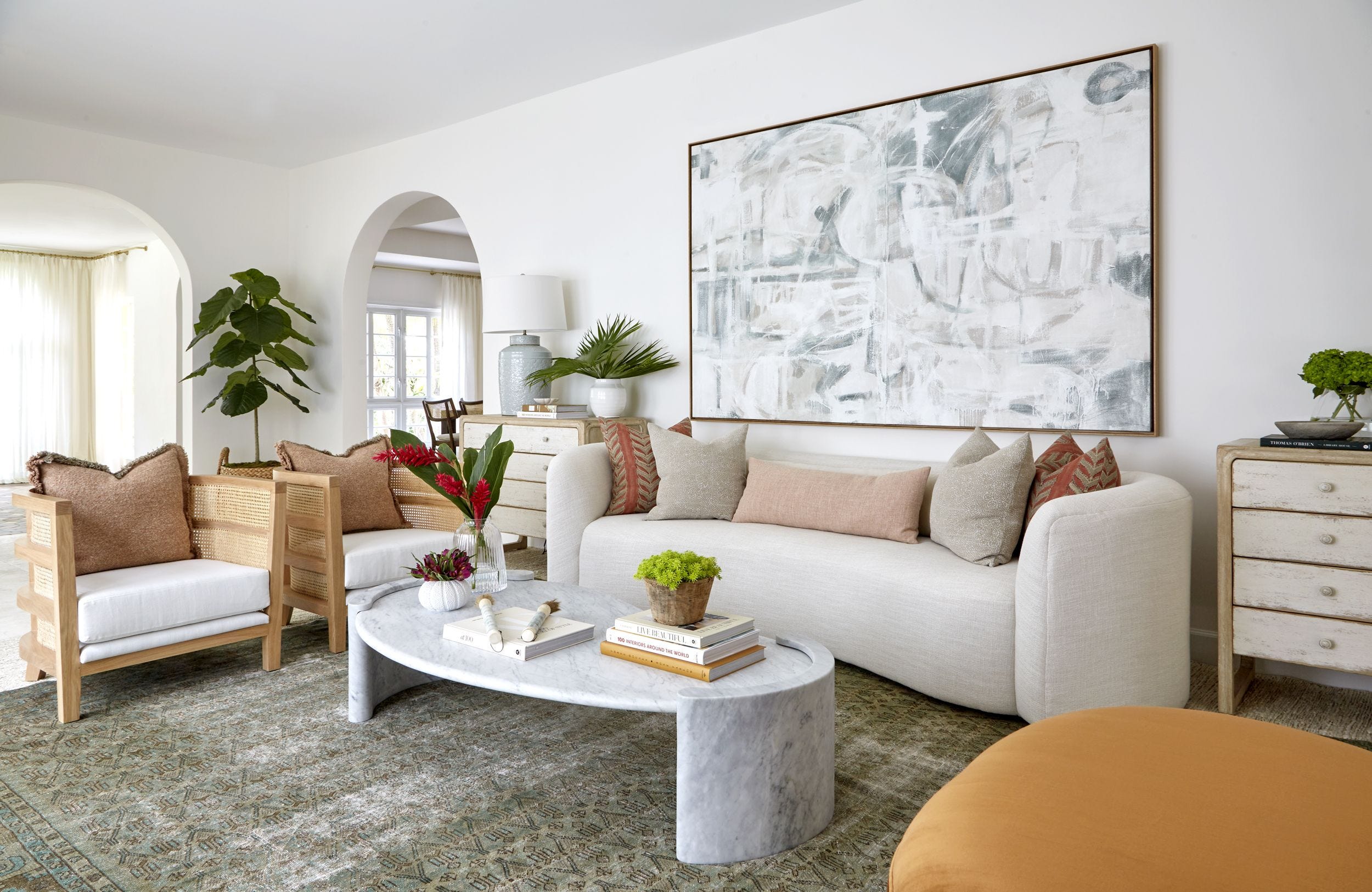 海外テレビドラマのリビングを作る！ソファ一つで憧れの空間に♡