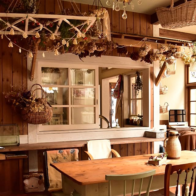 カントリーインテリアとは？似合う家にするための工夫を解説SUUMOお役立ち情報