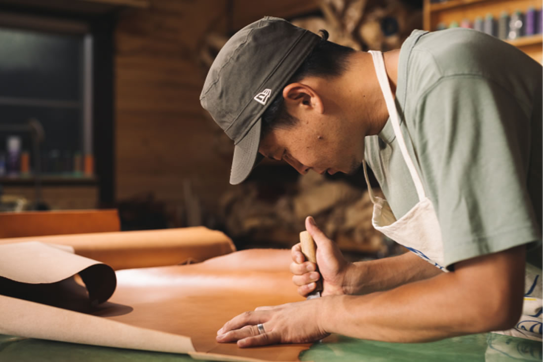 サステナブルなオーダーメイドで累計5万個突破の『イタリアンレザー財布』から、スマホ時代の最旬レザー小物2型が新登場！2022年11月16日 水 予約販売開始株式会社アテニアのプレスリリース