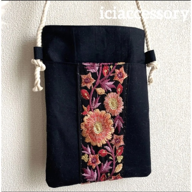 ハンドメイド スマホポーチのおすすめ商品とおしゃれな実例RoomClip ルームクリップ