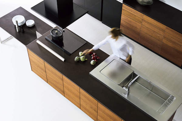 楽しく集える場所に♪キッチン一体型ダイニングテーブルのあるお家RoomClip mag暮らしとインテリアのwebマガジン