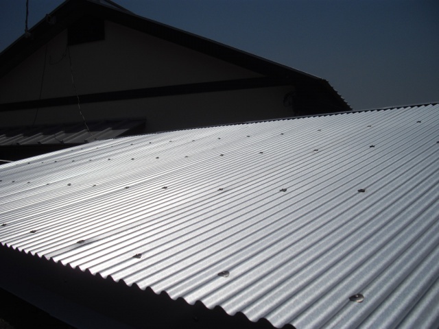 大型角波サイディング・ガルバリウム鋼板