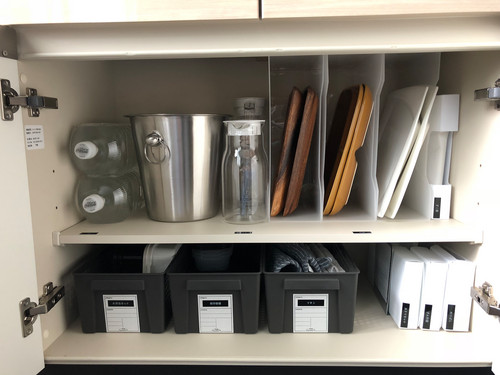 真似したい！キッチンの吊り戸棚をフル活用できる収納ワザ