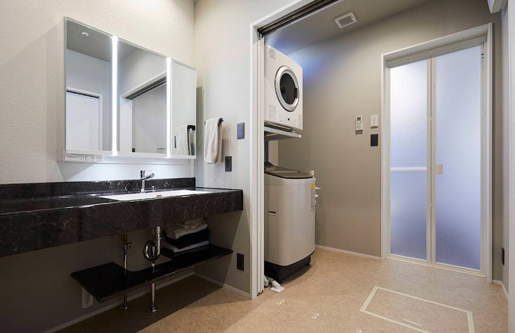 No.157 廊下にある洗面台。造作でおしゃれで自分の理想の洗面に。 ↓その他施工事例はこちら @kliving1922 ————————————↓リノベーションはこちら @kliving_renovation ————————————帰りたくなる家k_livingkliving注文住宅新築マイホーム自由設計ケー