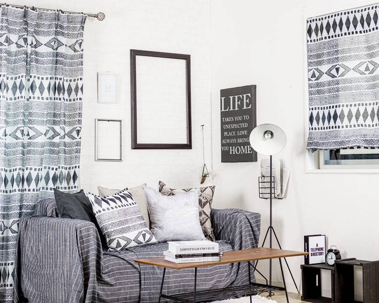 モノトーンのカーテンで「大人のおしゃれ空間」を演出するポイント – WARDROBE sangetsu