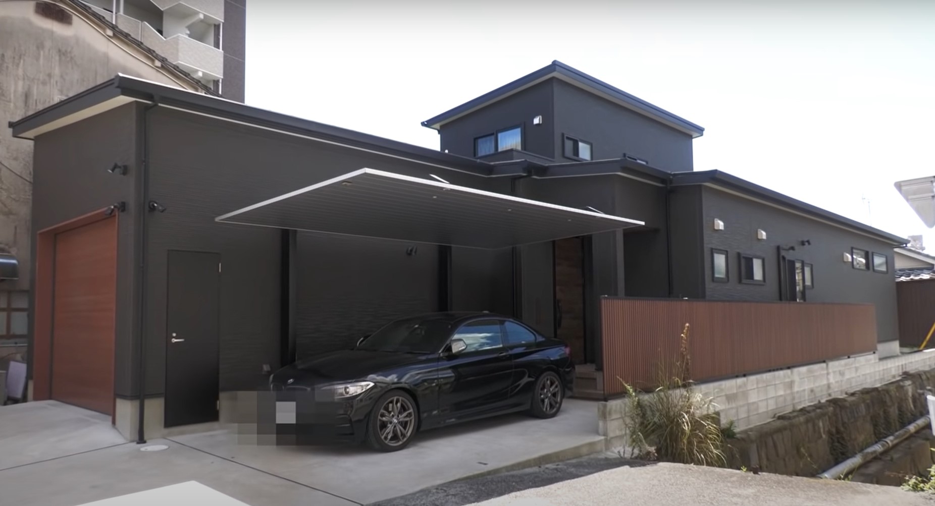 戸建 外壁に施工するルーバーとは役割や種類、おしゃれな実例を紹介