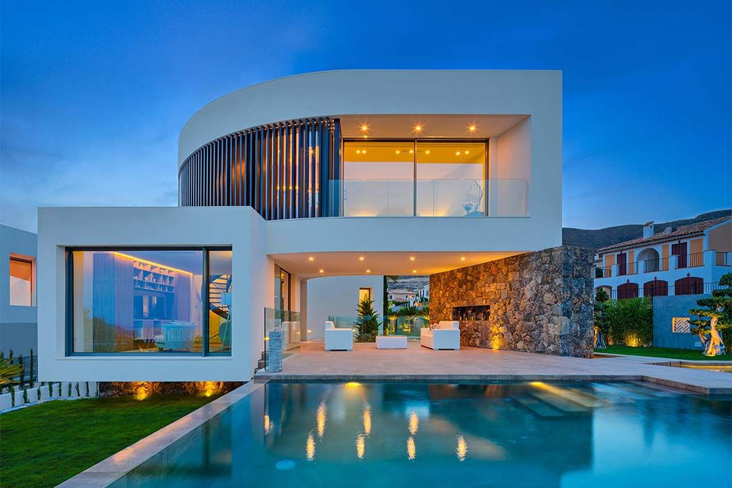 高級住宅のような外観にしたい！デザインの特徴とモダンな豪邸実例集注文住宅ブルーハウスデザイン・性能・リゾートライフ、愛知、名古屋、豊橋、豊川、岐阜ならお任せください