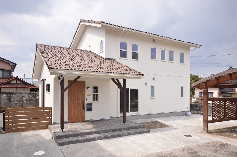 吹抜けのあるナチュラルでかわいい家建築事例茨城県で注文住宅を建てる工務店や施工事例写真を探そういえすたいる茨城