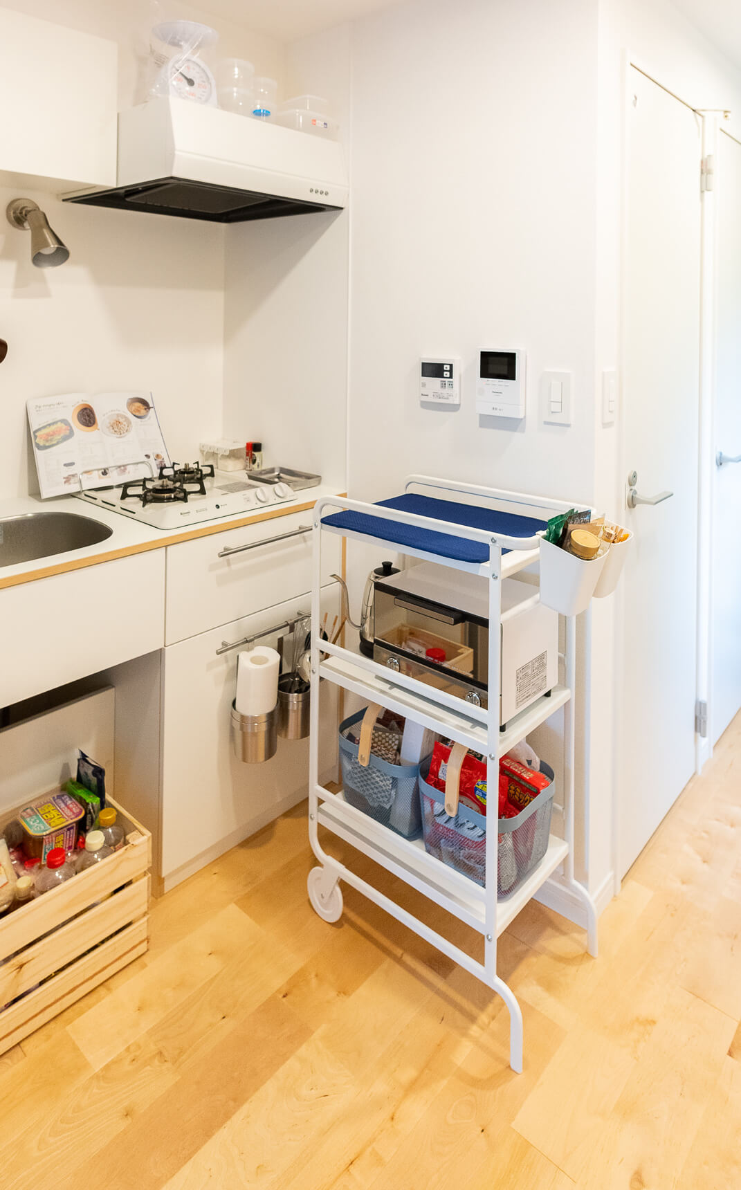 意外な使い方も！家中で活躍「キッチンワゴン」の活用アイデアハウジーマガジン