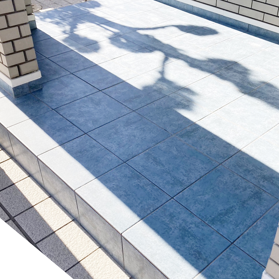 新築外構工事① 玄関ポーチタイル張り工事 下地調整・墨出し・タイル張り 注文住宅新築工事55-57日目- 宮城の家づくり情報局