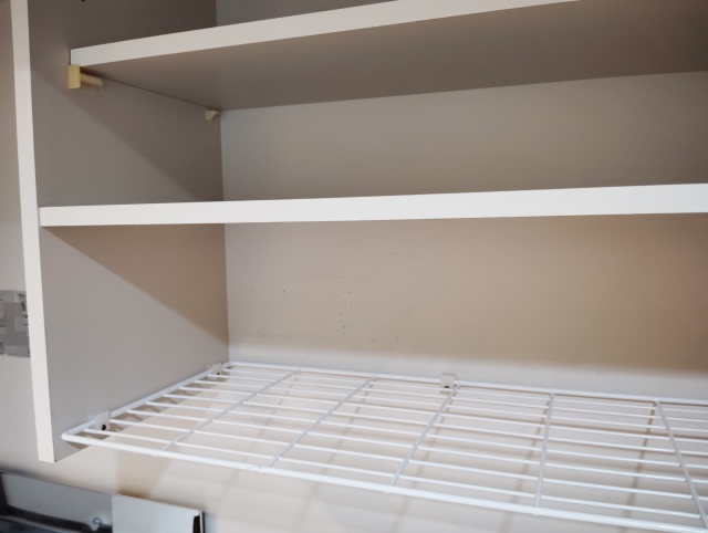 奥行きのある収納が使いづらい理由と、クローゼット活用アイデア 壁面収納・本棚 OSAMARU オサマル