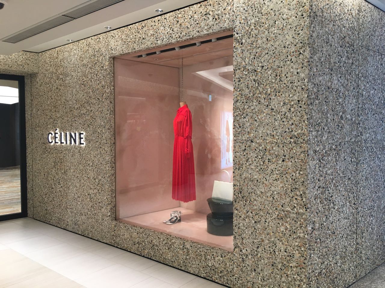 洗い出し・漆喰 - 有限会社立川組徳島で左官業をお探しなら