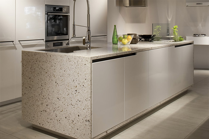 ナスラック「セスパ」なら”デクトン”のセラミックトップが選べます！：システムキッチン・流し台・バス・トイレがお得