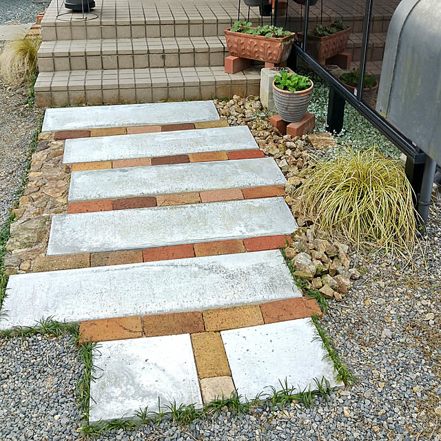 ＲＣ平板アプローチ㈱中央造園ブログ