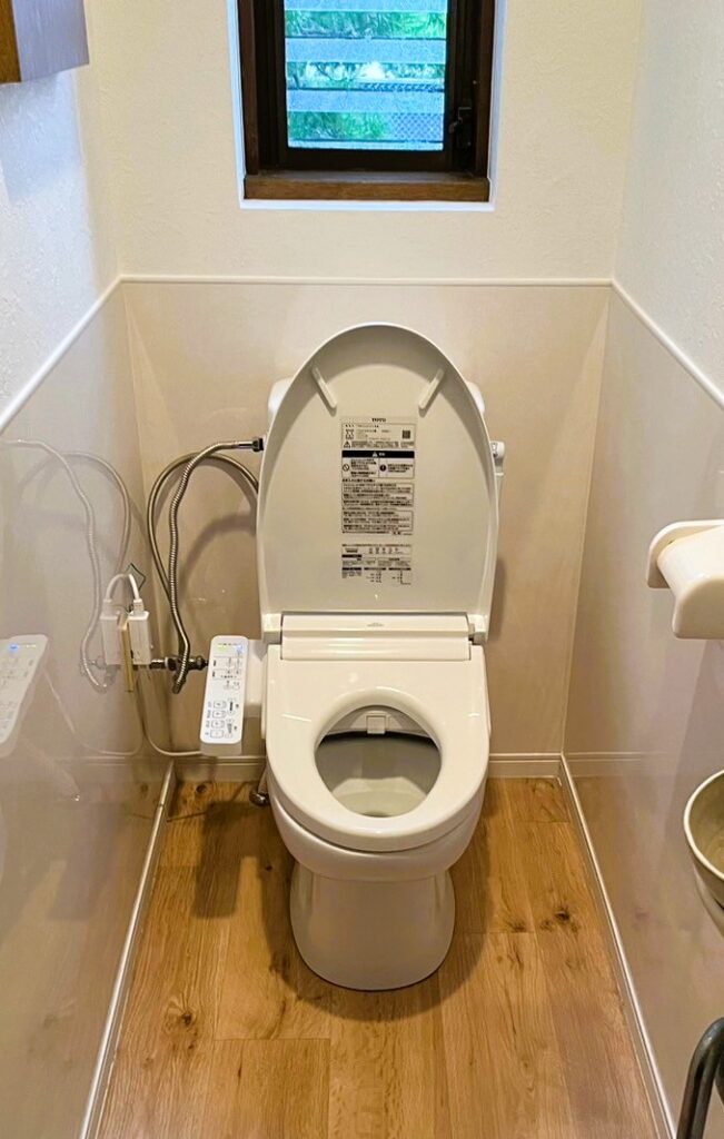 トイレ用抗菌パネル 0.5坪腰壁用 セット 1セット AICA アイカ工業通販モノタロウ