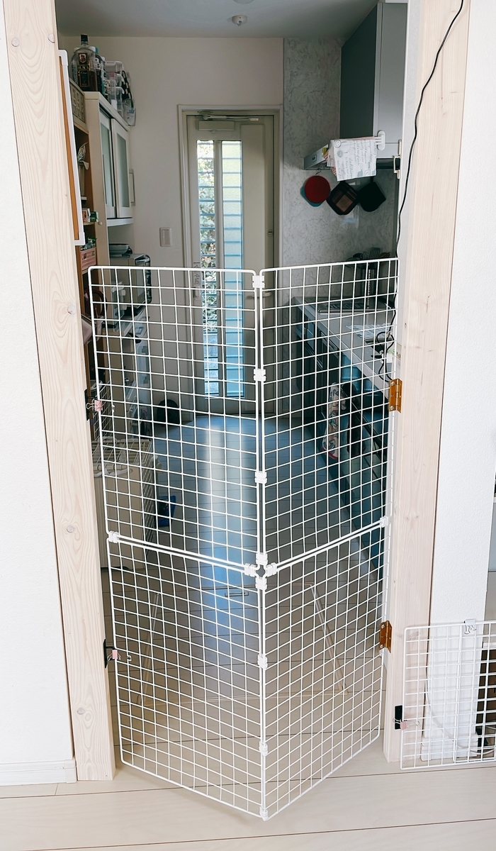 100均アイテムで猫の侵入防止柵を作ってみる。 - ぐるぐるソウル 仮