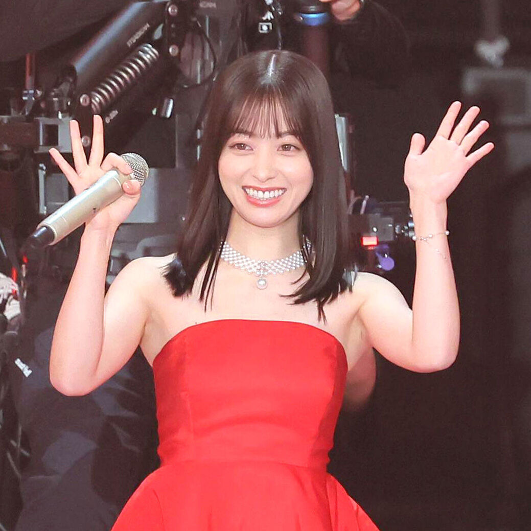 中川大志、橋本環奈のビジュアル絶賛「ビビりました」 - モデルプレス