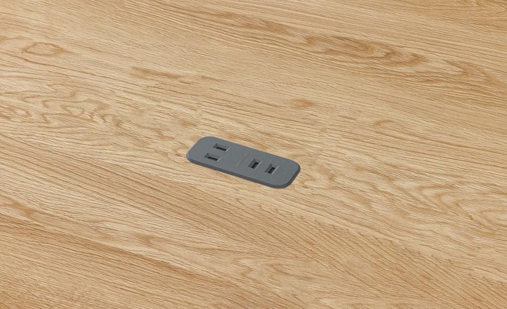 リビングコンセントを一工夫で隠そう！ ◇工務店スタッフブログ