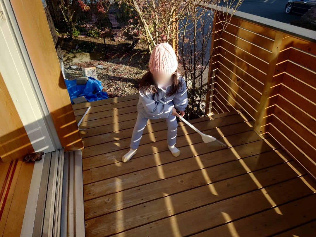 ウッドデッキを長持ちさせる再塗装の方法木材用水性塗料│ガードラック