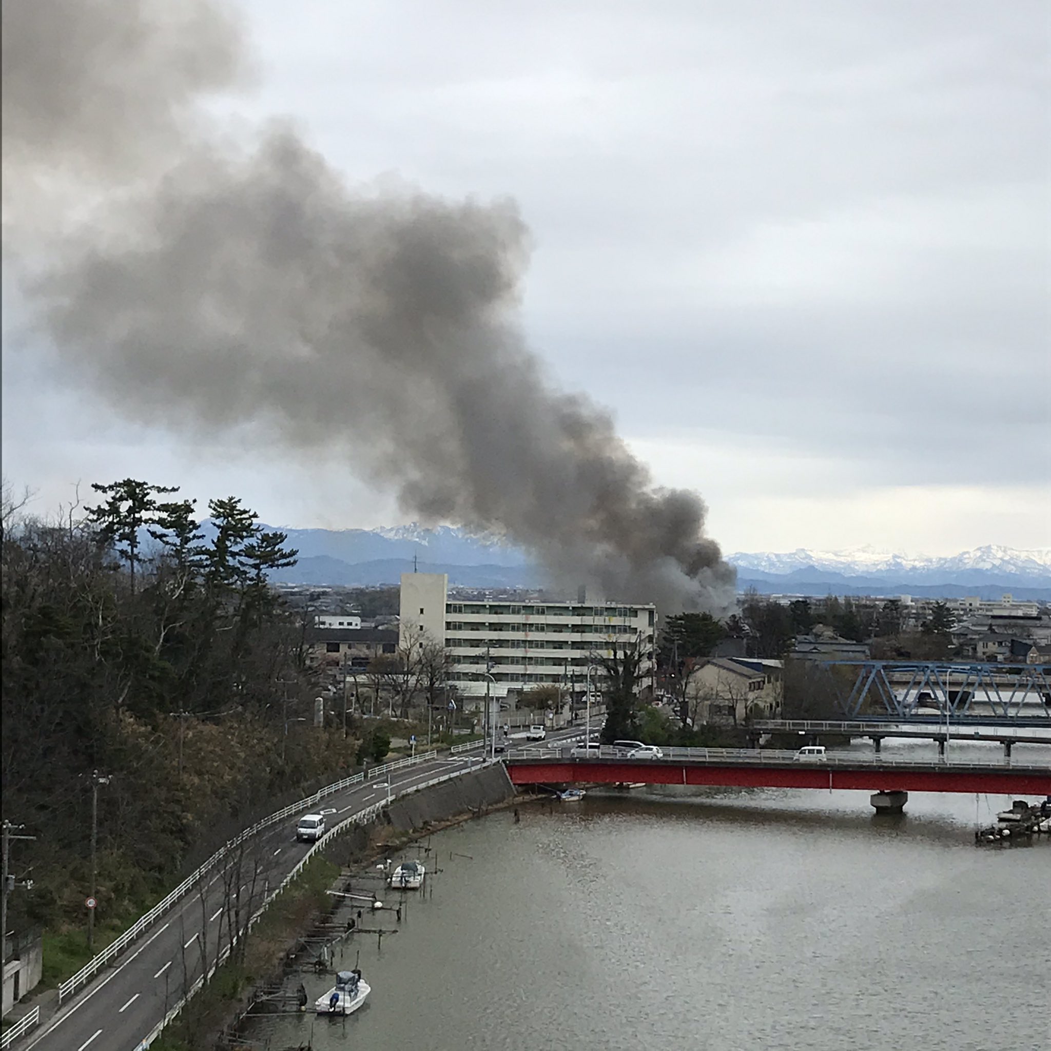 28日未明で加茂市で住宅1棟などが全焼