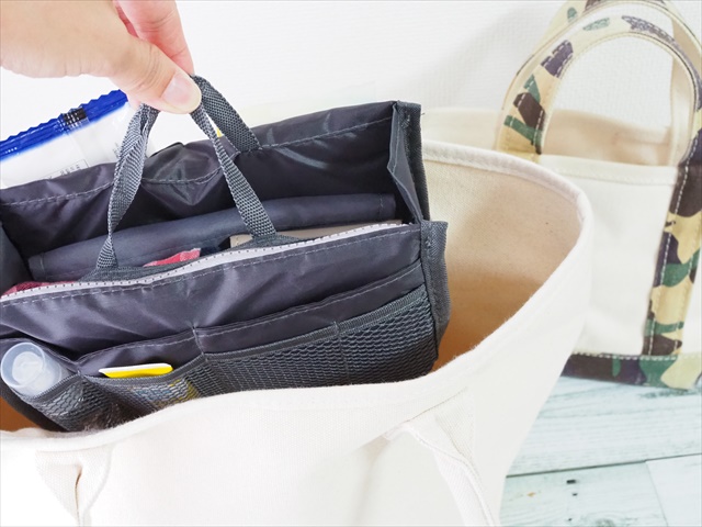 ダイソーのバッグインバッグが凄い！200円~300円で種類も豊富