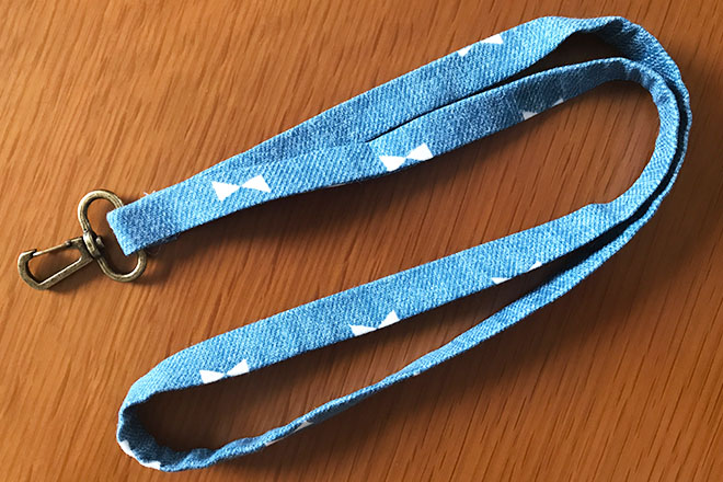 簡単かわいい！布ストラップ3選♪キーホルダー・ハンド・ネックストラップの作り方 - YouTube