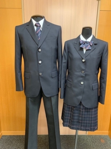 【中古】東京都 日本橋高等学校 女子制服 4点