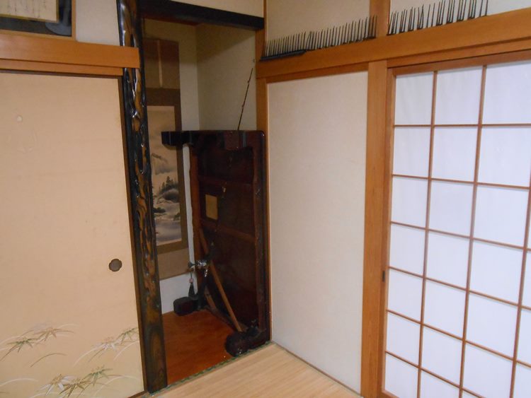 プロが教える 丸窓でおしゃれなインテリアを実現する方法！和も洋もあり。個性あるインテリアを楽しみたい方へHello Interior NOTEノート