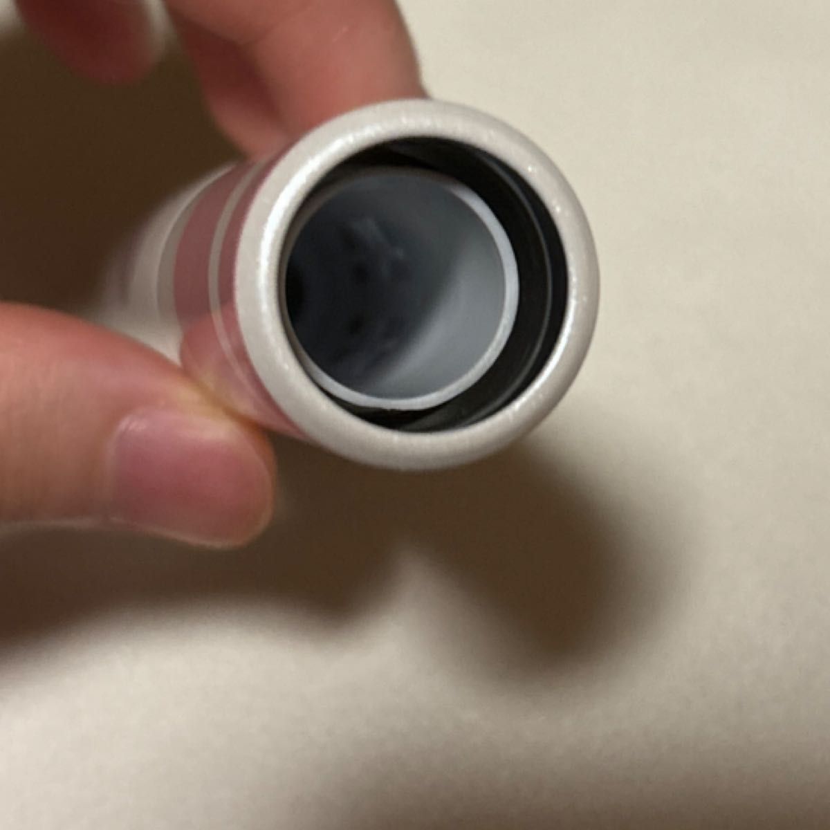 アトマイザーケースでのアトマイザー 香水のボトル の入れ替え方を教えてください。 – カラリア よくある質問