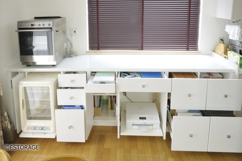 dショッピング カウンター下収納 引き戸 キャビネット 天然木 アルダー材 幅120cmカウンター 食器棚 カップボード 収納 キッチン収納リビング収納 国産 完成品 北欧 ナチュラル カウンター下 省スペース スリム 薄型 小物整理 窓下ナチュラルカテゴリ