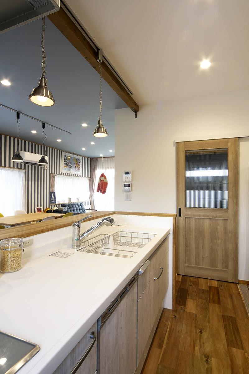 映画のセットのようなアメリカンキッチンをデザインしてスター気分に - Cosentino Japan