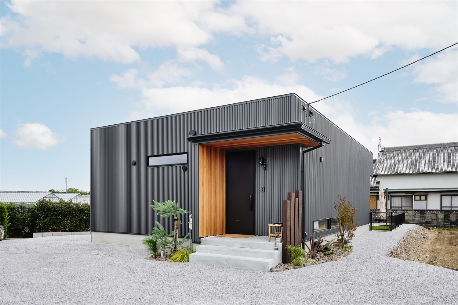 テイスト別 家づくりの参考にしたい！おしゃれな平屋の外観事例まとめ - くらしえる便り