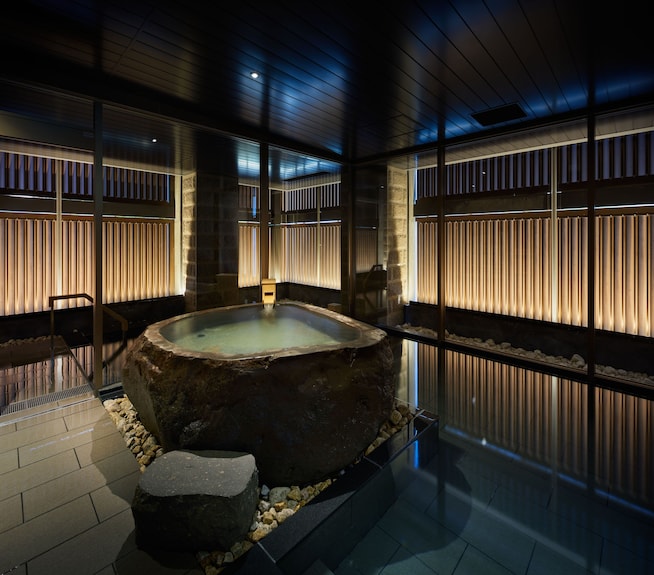 ONSEN RYOKAN 由縁