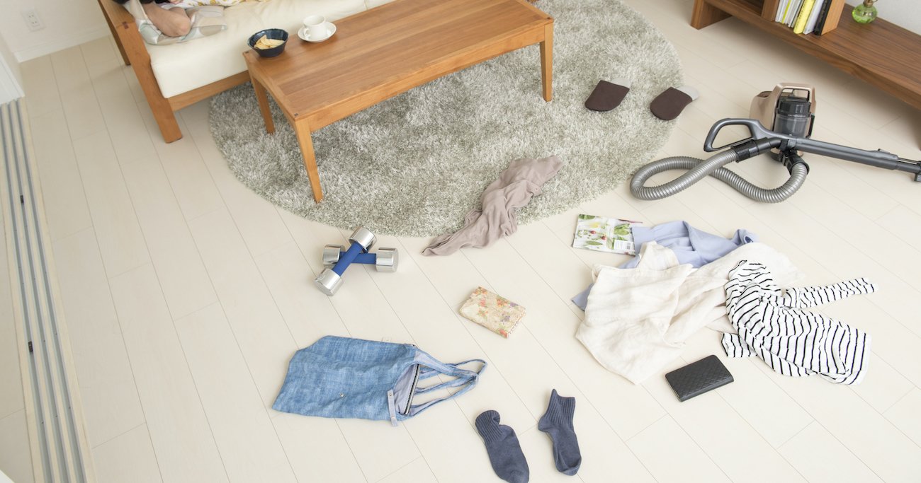 散らかった昭和の家のリビングの写真素材69225054- PIXTA