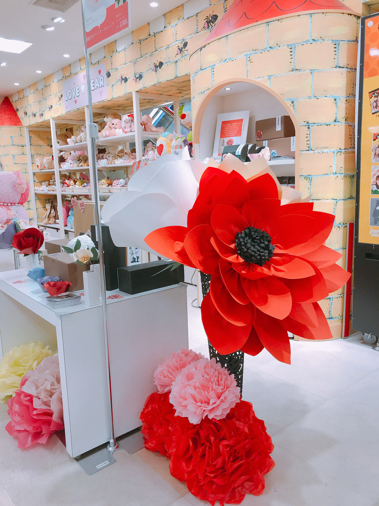 伊勢丹 新宿店 桜装飾WORKS株式会社グリーンディスプレイ植物を用いてオフィスや商空間をグリーン溢れる空間にデザイン 造花 桜スタンド160ｃｍ 大型 春装飾 デイスプレイ 店舗装飾 開店花