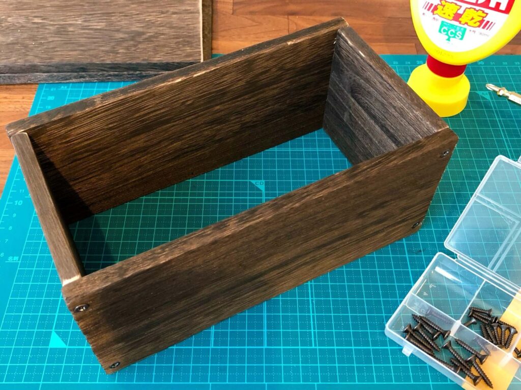 楽天市場 マスクストッカー 帆布製 マスクケース 収納 玄関 リビング 吊り下げ 吊下げ 壁掛け 箱マスク ボックス シンプル 日本製 新生活 :町のミシン工房