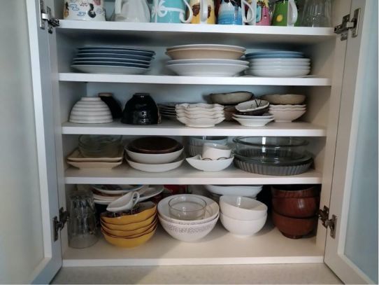 食器棚の整理に便利なラックや、レジ袋を収納できるストッカーなど、新商品発売中です。山崎実業株式会社のプレスリリース