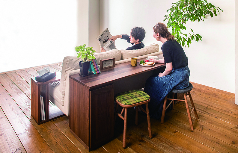 廊下のコンソールテーブル、リビングルームのソファの後ろのベッドサイドの棚、壁から天井まで届く鉄の収納キャビネット、廊下のハイテーブル 楽天市場ソファー裏コンソールテーブル タワー ソファー 後ろ 収納 ソファ 裏 オープンラック リビング収納 棚 シェルフ