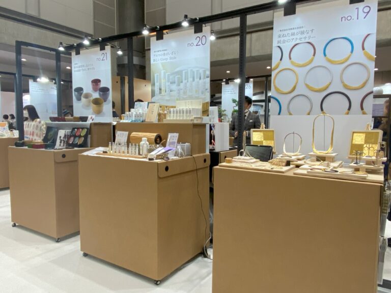 楽天市場送料無料 hacomo 東京タワー TOKYO TOWER 玩具 おもちゃ 組立式 工作 ダンボール クラフト 小学生 春休み GW夏休み 冬休み 宿題 工作キット インテリア PUSUPUSU プスプス : アイテムジャパン